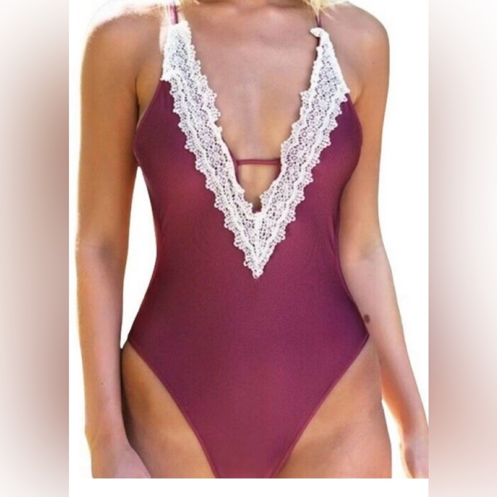 New cupshe burgandy one piece sz m